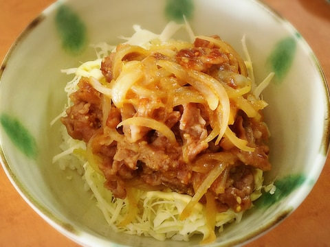 一人分ごはんに♪胡麻みそ豚丼